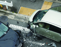 koutsu_jiko_car_man